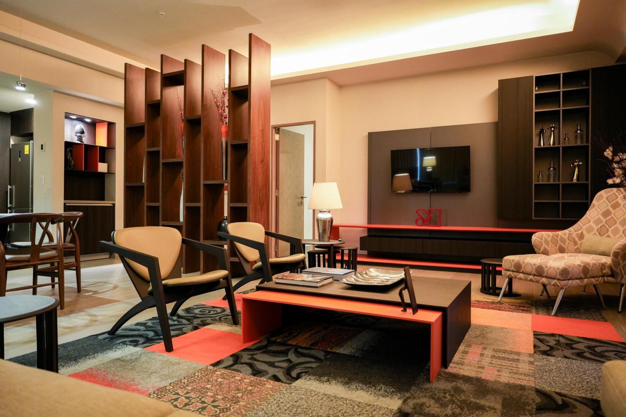 Metria Hotel レオン エクステリア 写真 The interior of the lounge